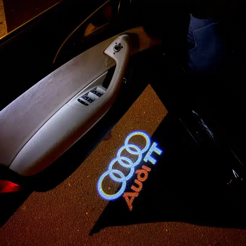 Audi TT Logo Einstiegsbeleuchtung