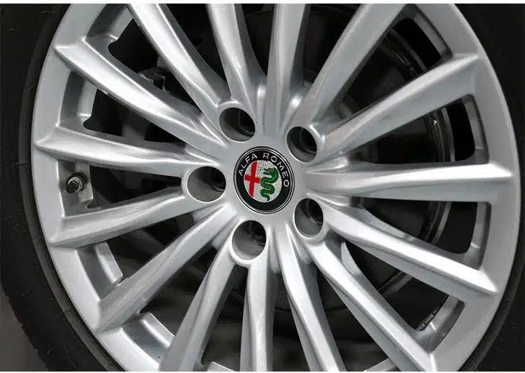 LED Alfa Romeo Nabendeckel